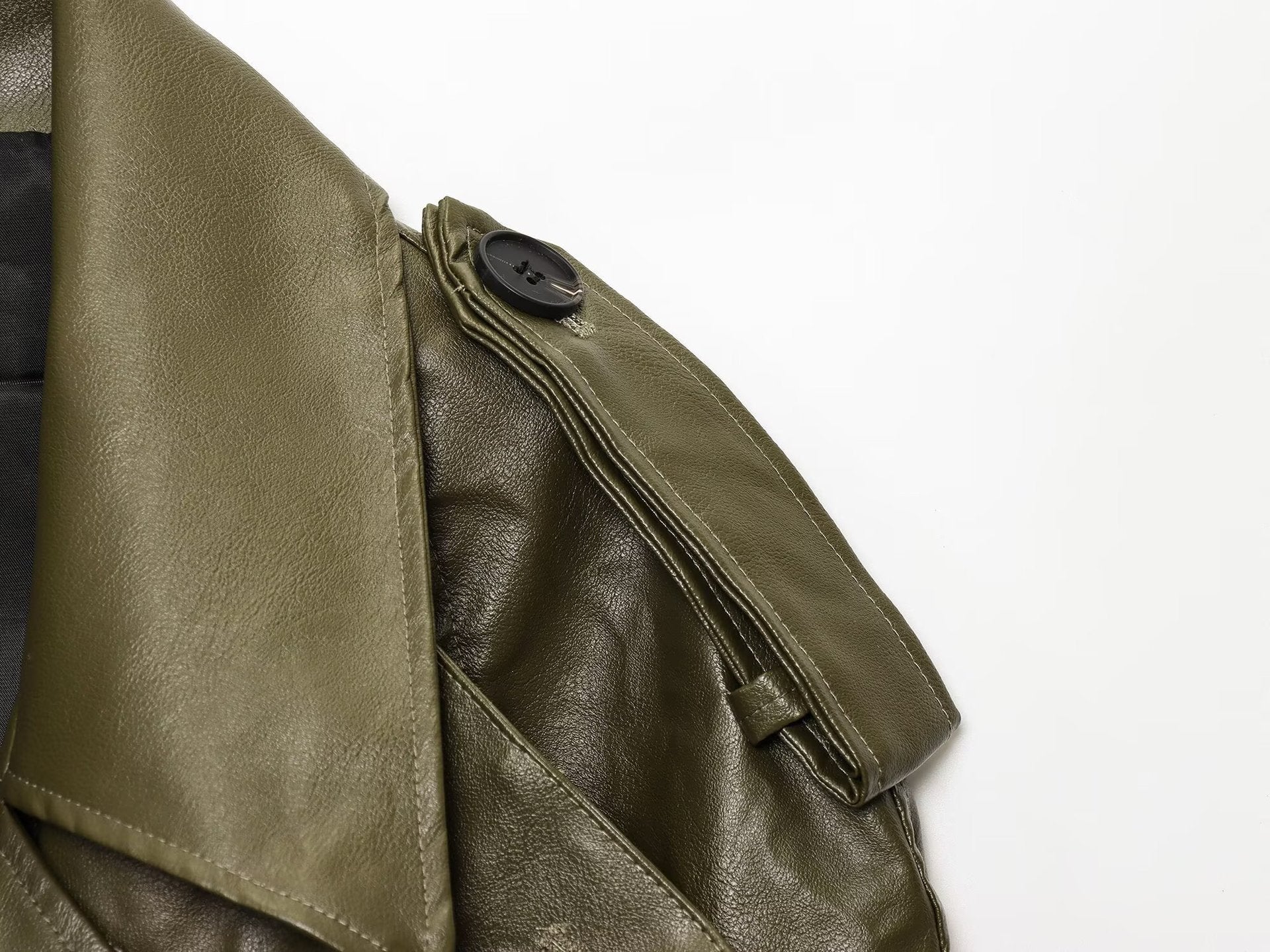 Kurze Leder Jacke im Biker-Look