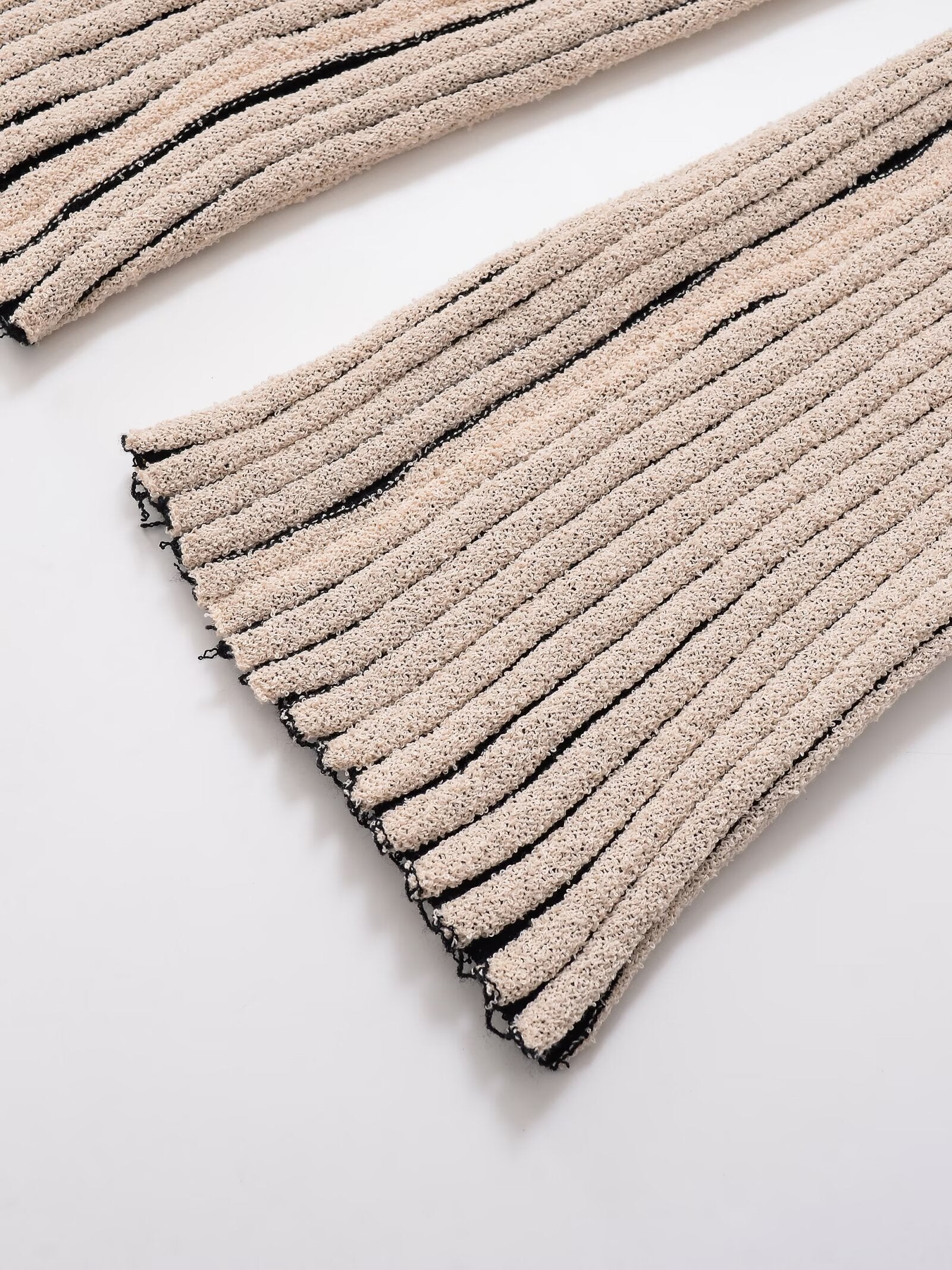 2 Pieces-Set gestreift aus Feinstrick