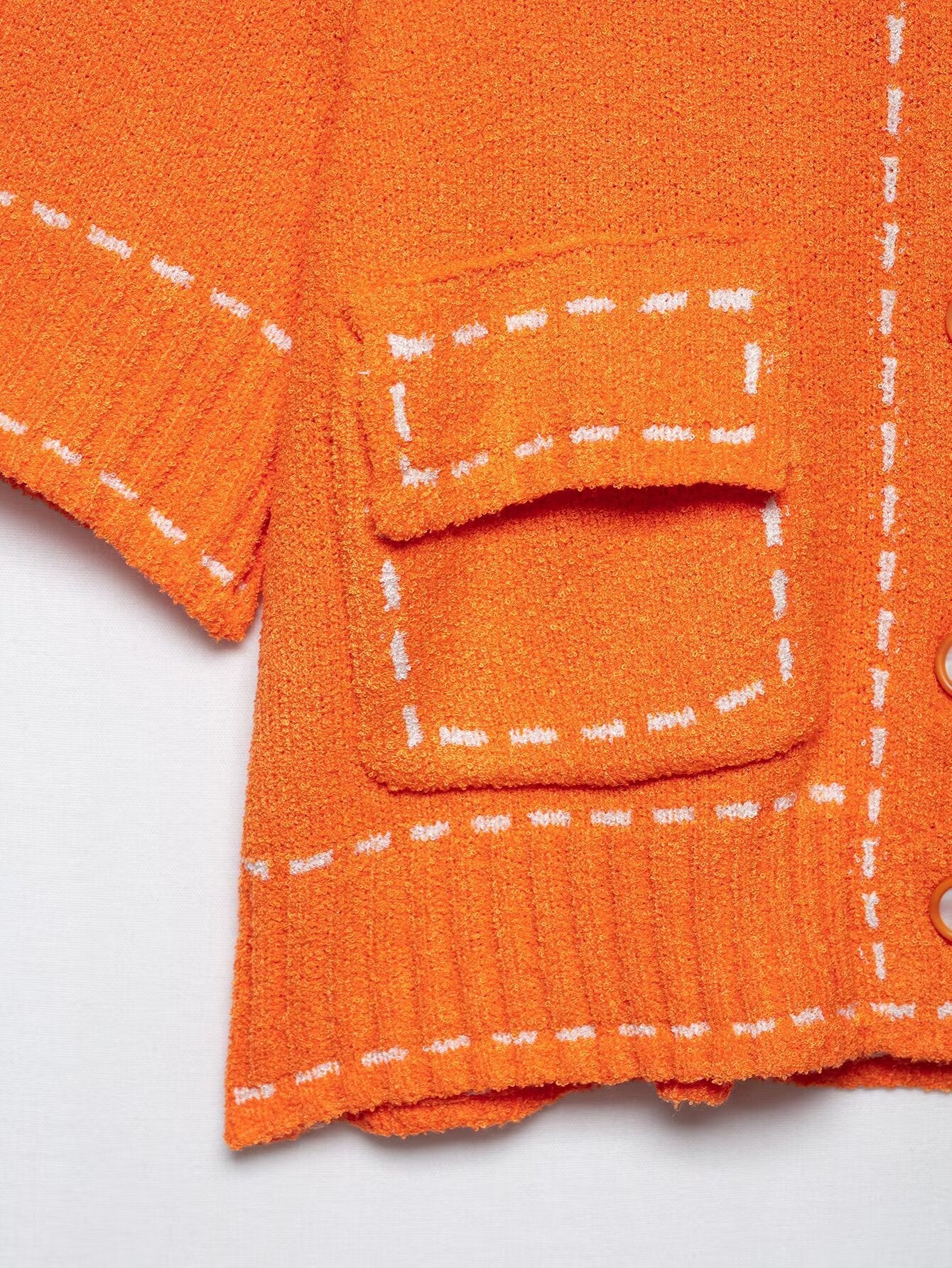 Elegante Strickjacke mit Knopfleiste & stylischen Details