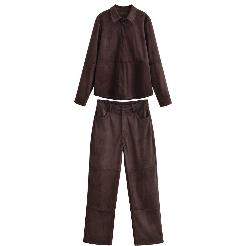 Zweiteiliges Set mit Hemd & Hose aus Samtleder – Stilvoll & Modern