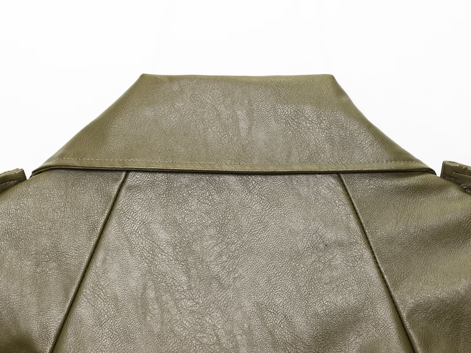 Kurze Leder Jacke im Biker-Look