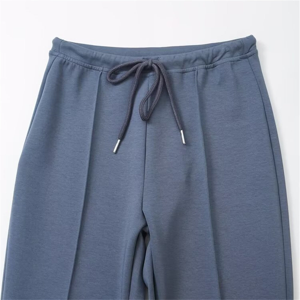 Set mit Kapuzen-Sweatshirt und Hose