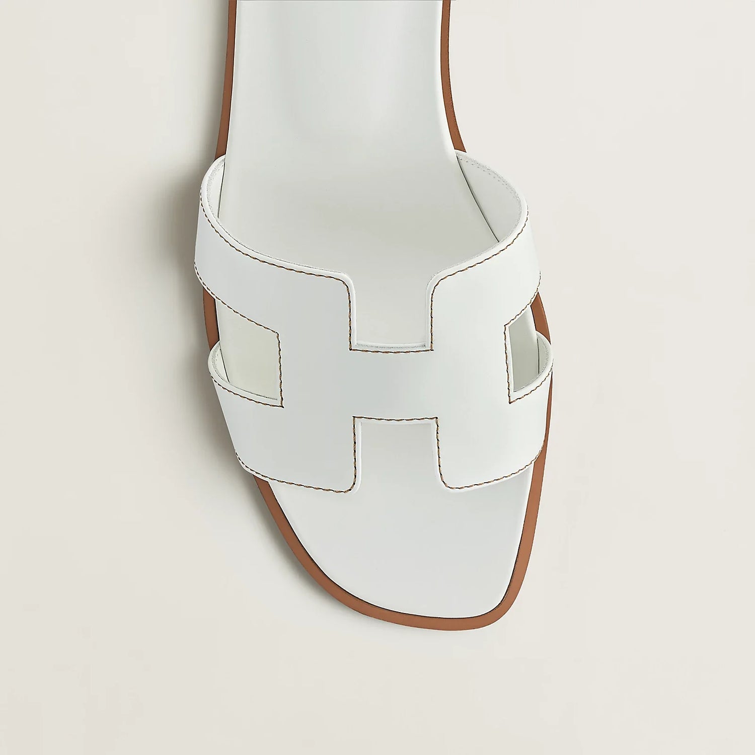 Sandalen mit "H" Design