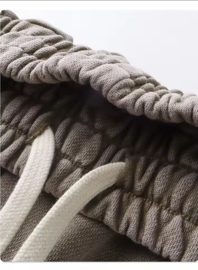 Lässige Hose mit Kordelzug Detail