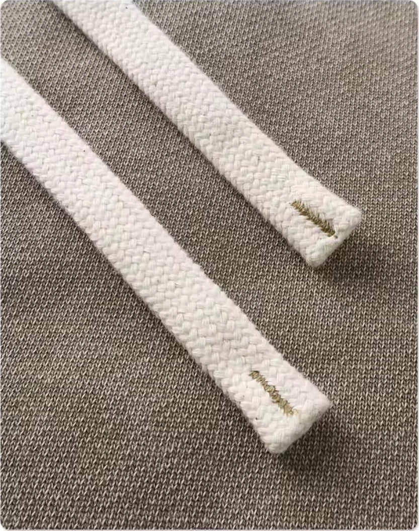 Lässige Hose mit Kordelzug Detail