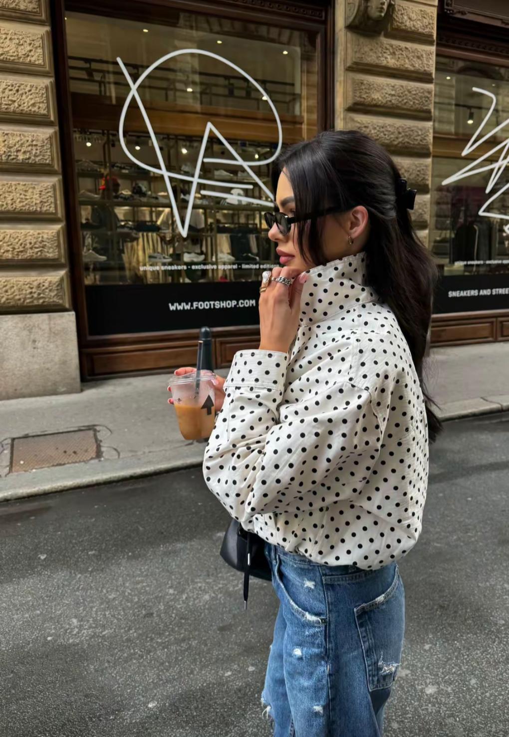 Kurzjacke im Polka-Dot-Design