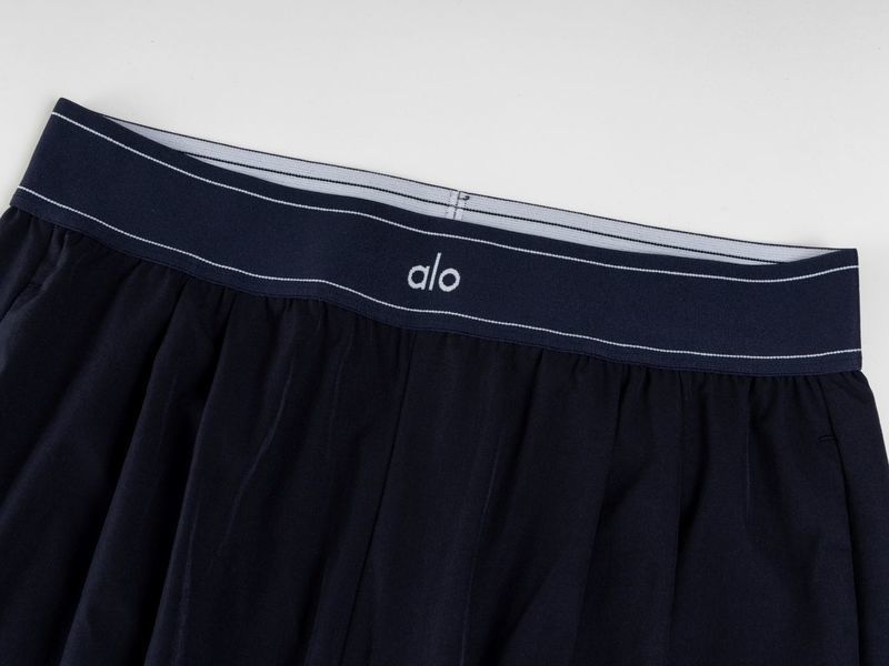 Lässige Hose mit Statement Bund