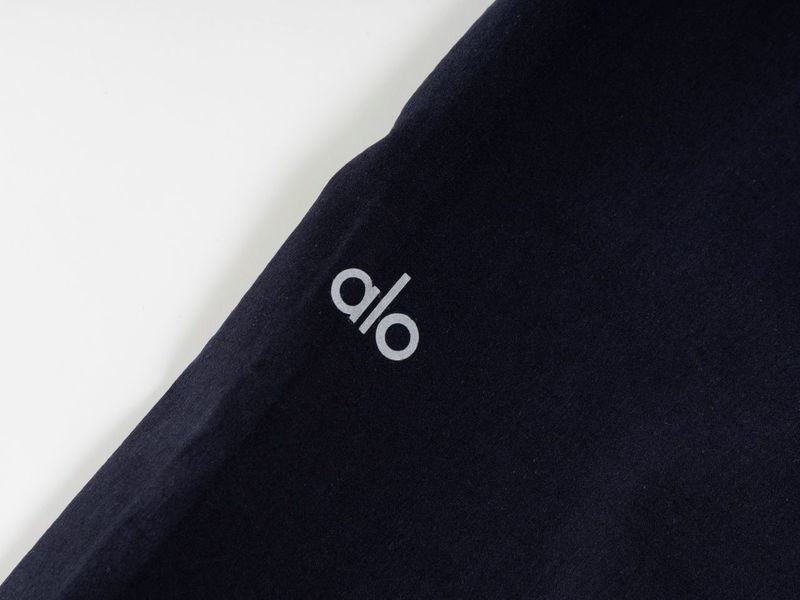 Lässige Hose mit Statement Bund