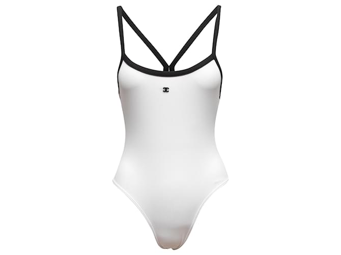 Weißer Bodysuit mit schwarzen Trägern